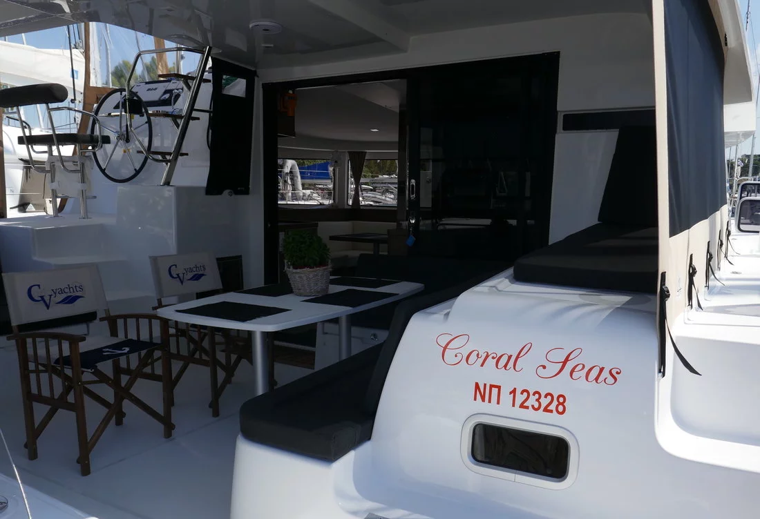 Lagoon 42 - 4 + 2 cab. (Coral Seas)  - 6
