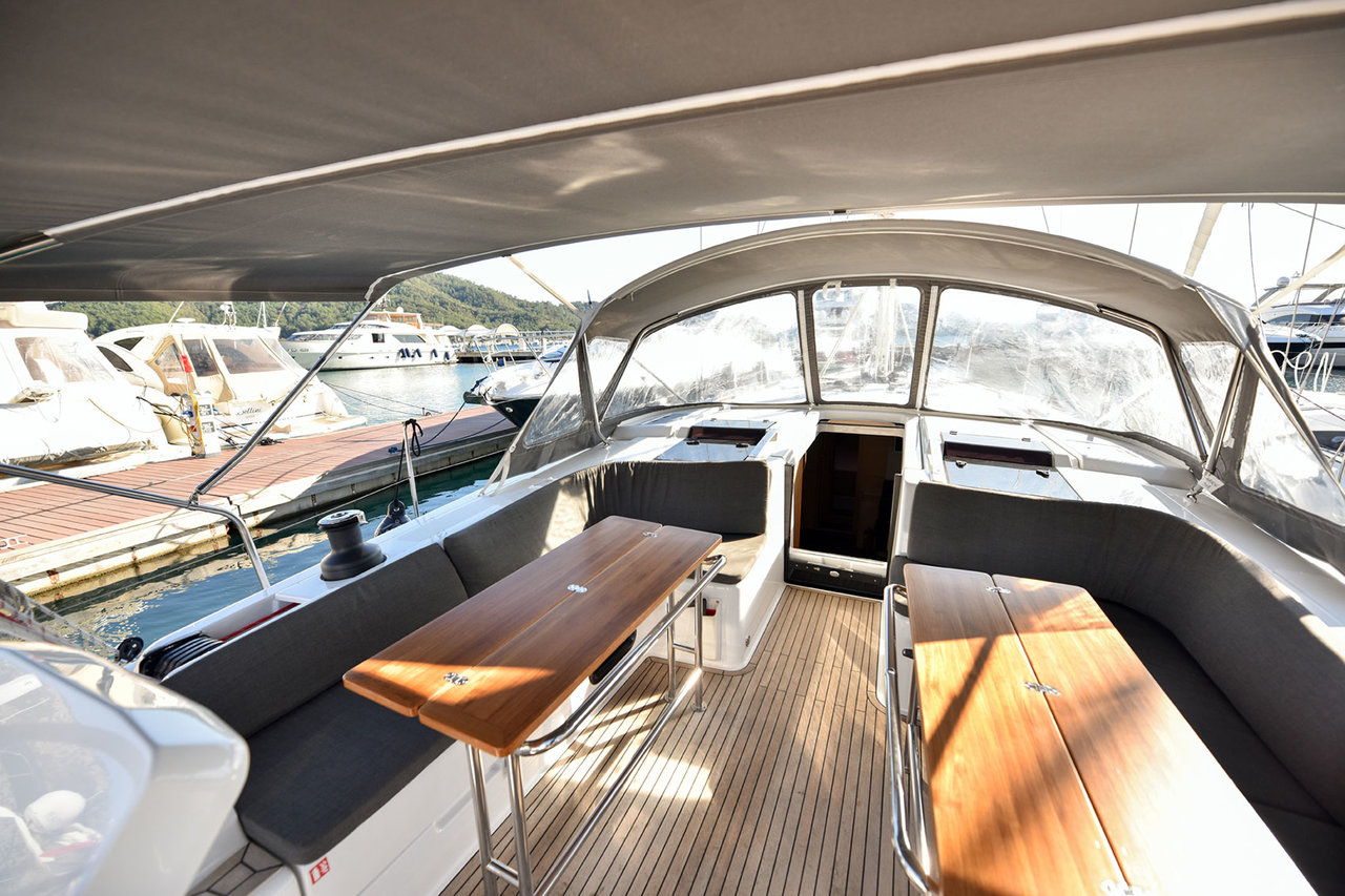 Photo #3 - Hanse 508 - 5 + 1 cab. (Hamam) in Fethiye - 45816