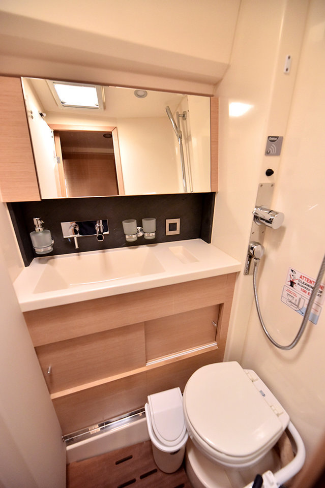 Photo #13 - Hanse 508 - 5 + 1 cab. (Hamam) in Fethiye - 45816