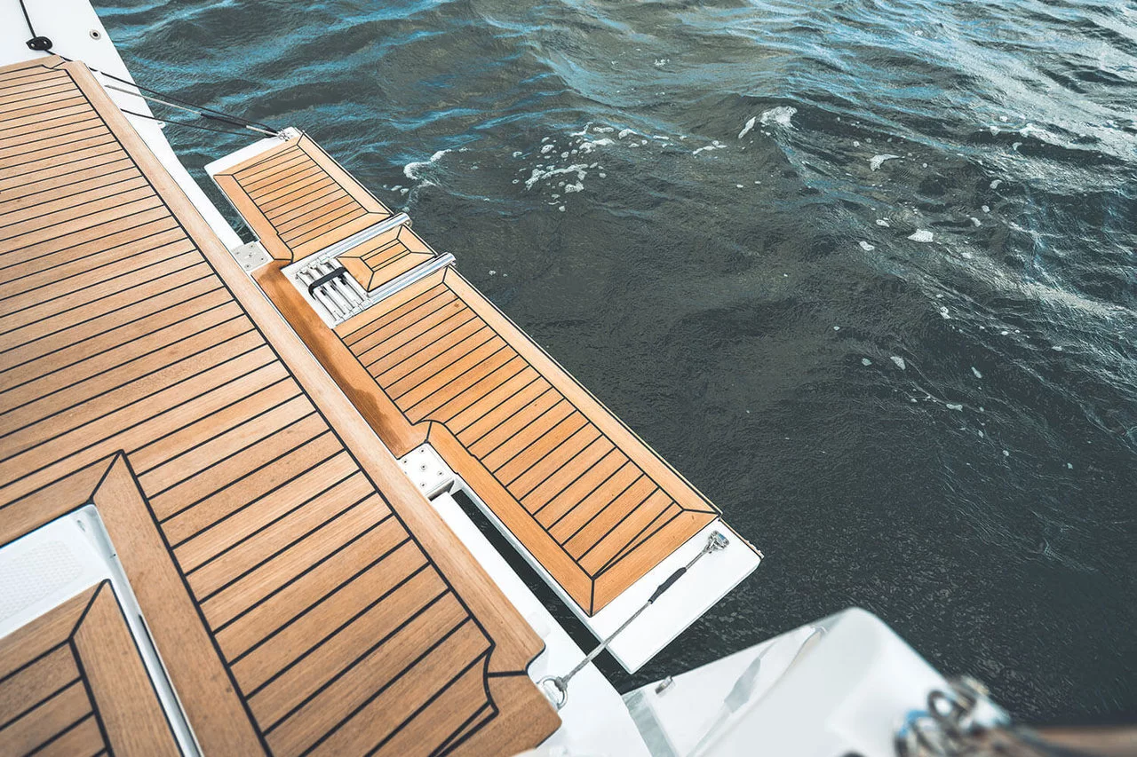 Elan E4 (Shark)  - 6