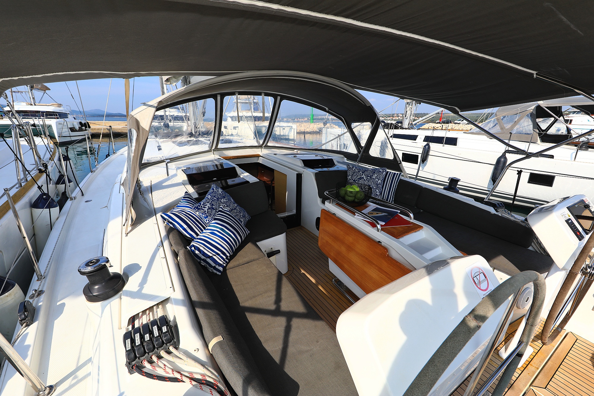 Photo #4 - Hanse 458 - 3 cab. (Terna) in Biograd - 45850