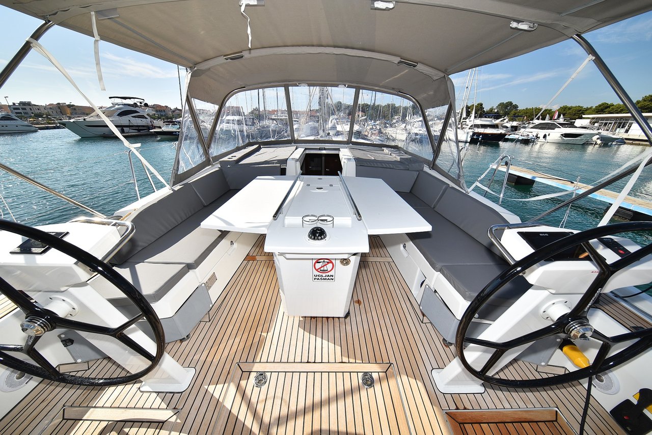 Photo #8 - Oceanis 46.1 - 4 cab. (Antonela M) en Zadar - 45886