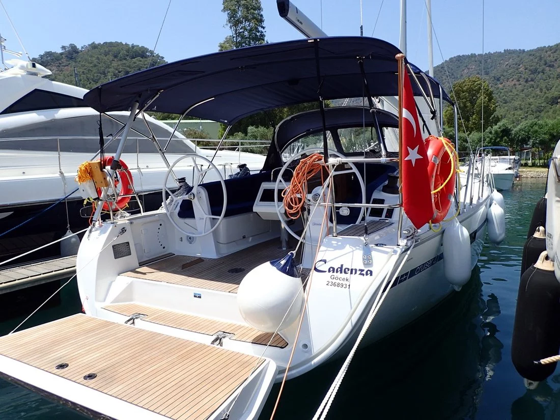 Bavaria Cruiser 41 - 3 cab. (Cadenza)  - 2