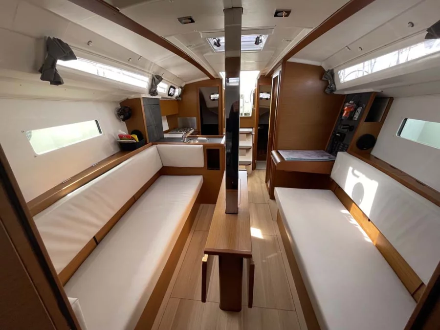 Sun Odyssey 349 (Castor)  - 10