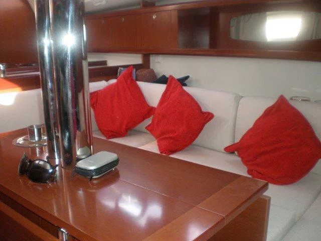 Oceanis 34 (Marilou)  - 3