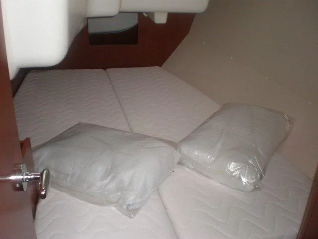 Oceanis 34 (Marilou)  - 6