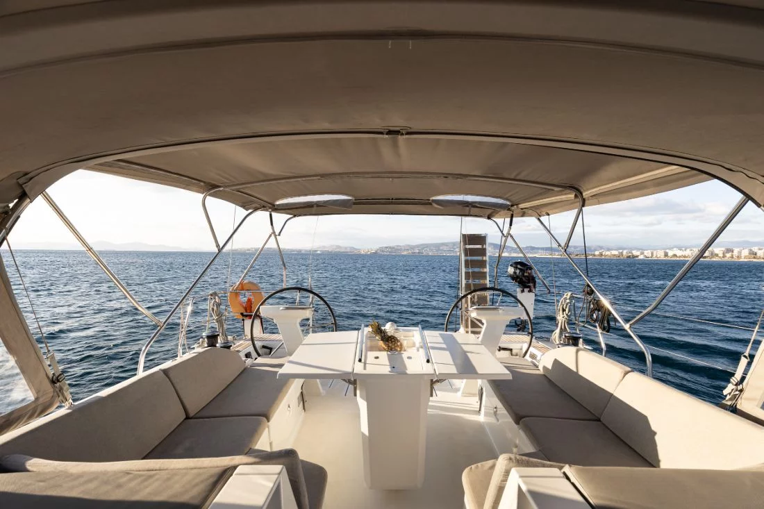 Oceanis 51.1 - 5 + 1 cab. (Viennastar)  - 4