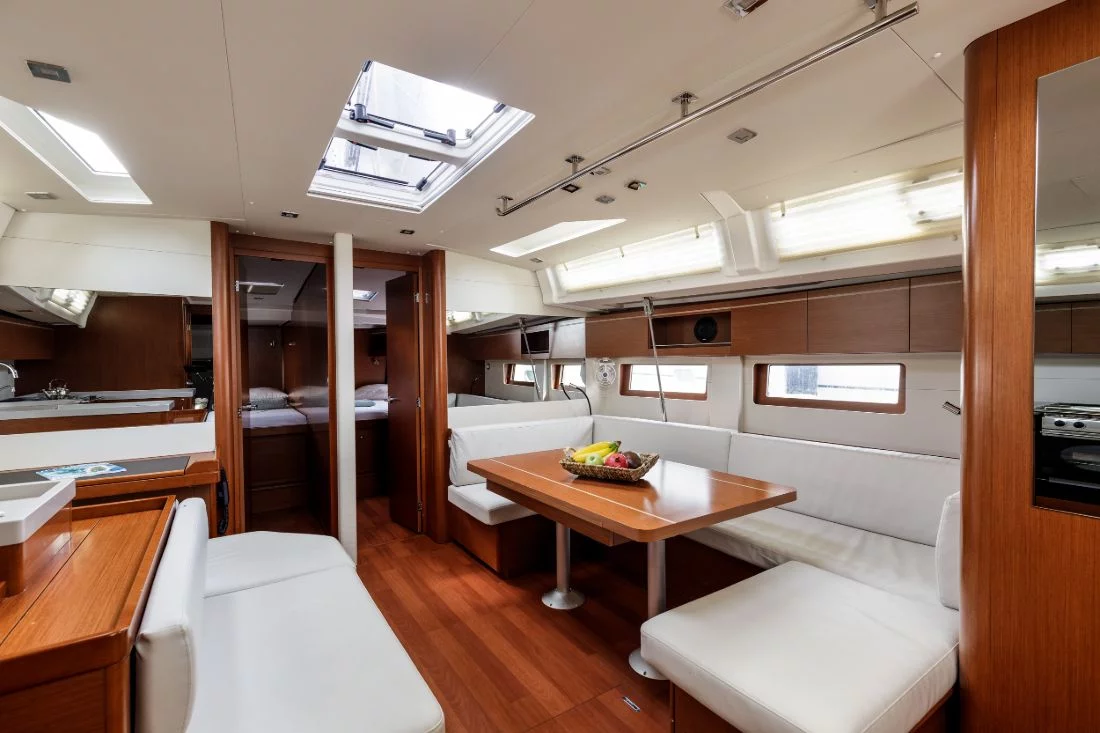 Oceanis 51.1 - 5 + 1 cab. (Viennastar)  - 10