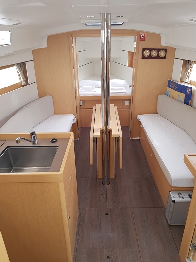 Photo #4 - Oceanis 35.1 (Kolibri) in Trogir - 46069