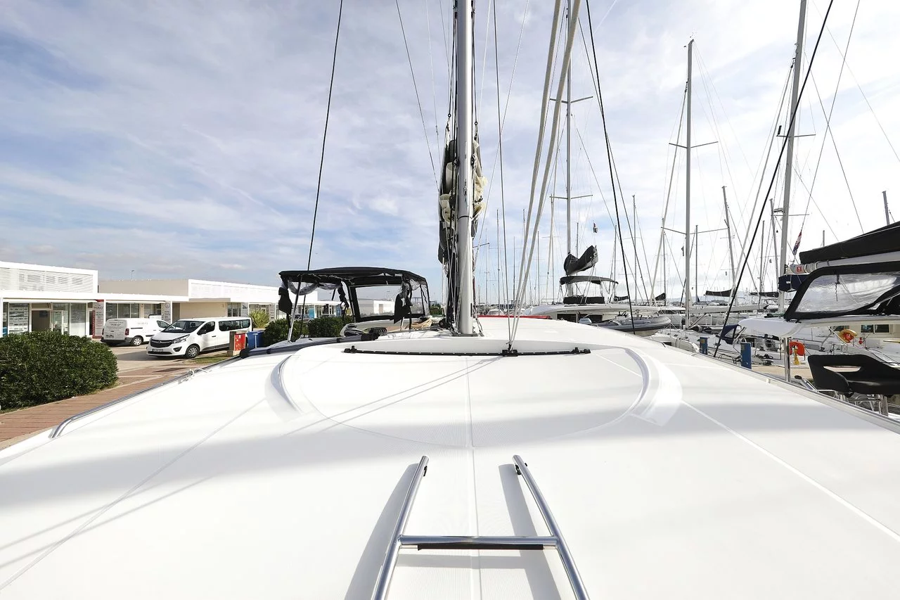 Lagoon 40 - 4 + 2 cab (Blue Angel)  - 10