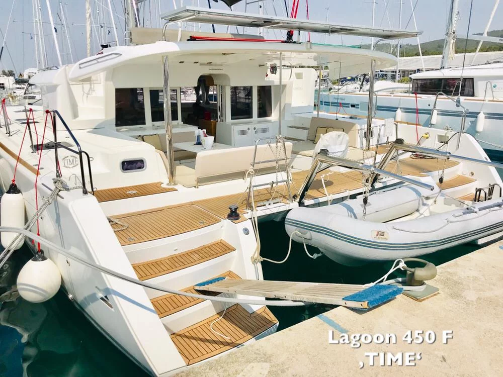 Lagoon 450 - 4 + 2 cab. (Time)  - 0