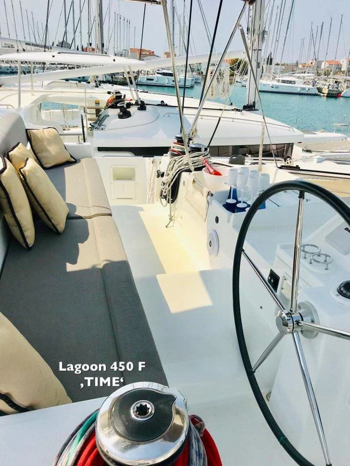 Lagoon 450 - 4 + 2 cab. (Time)  - 6