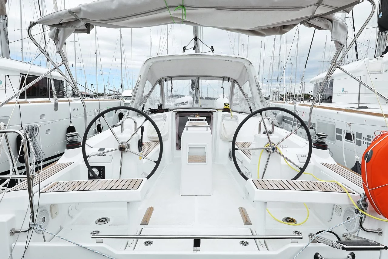 Oceanis 35.1 (Idila)  - 8