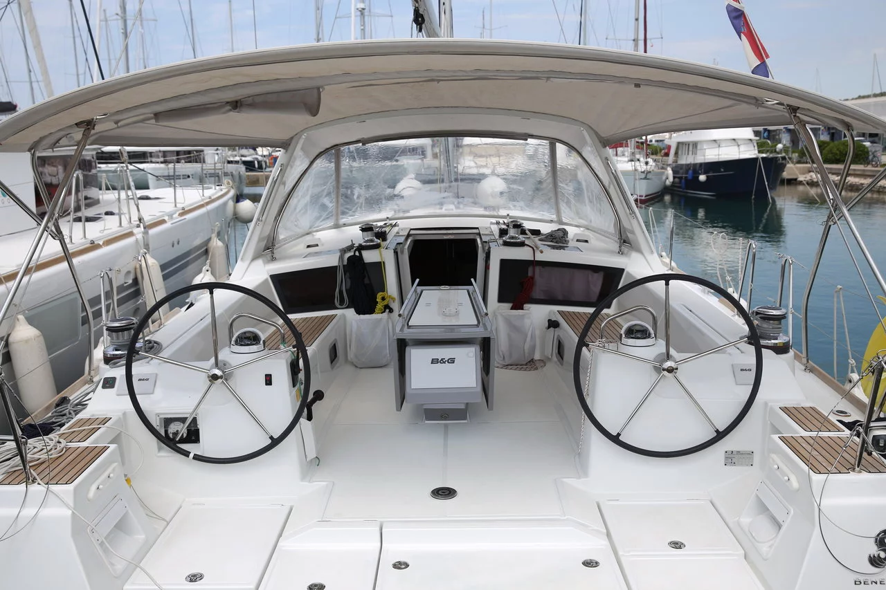 Oceanis 48 - 5 cab. (San Clemente)  - 12