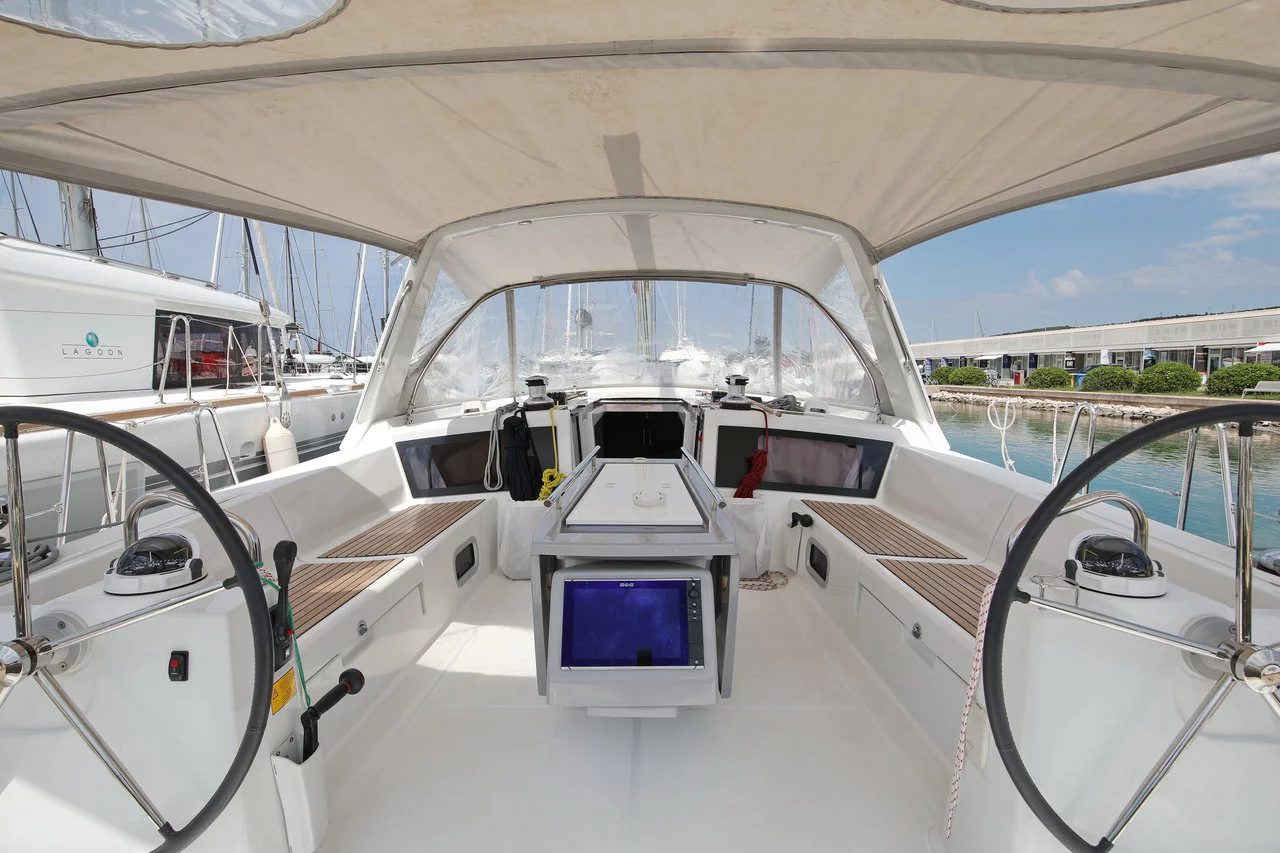Oceanis 48 - 5 cab. (San Clemente)  - 16