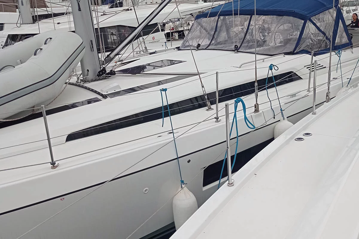 Oceanis 51.1 - 5 + 1 cab. (Salma)  - 4