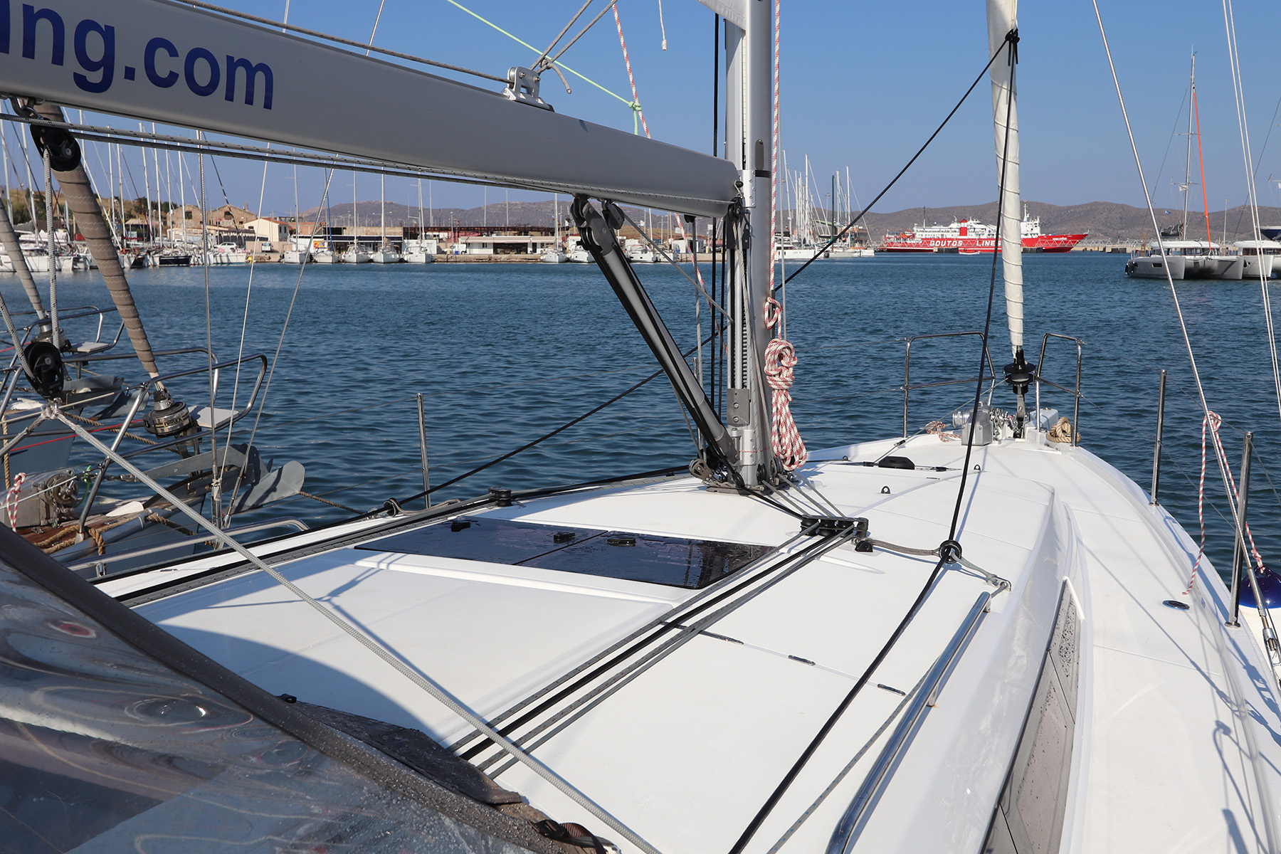 Photo #8 - Sun Odyssey 410 - 3 cab. (Aris) in Lavrion - 46146