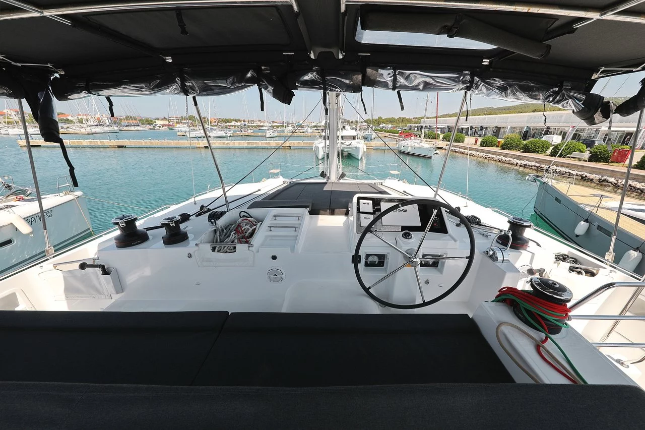 Lagoon 450 F - 4 + 2 cab. (Hot Stuff)  - 12