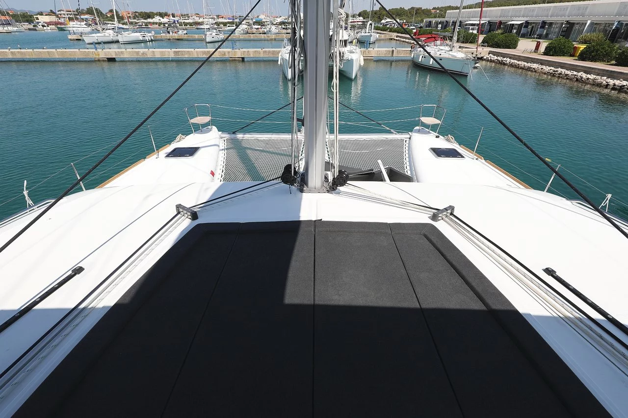 Lagoon 450 F - 4 + 2 cab. (Hot Stuff)  - 13