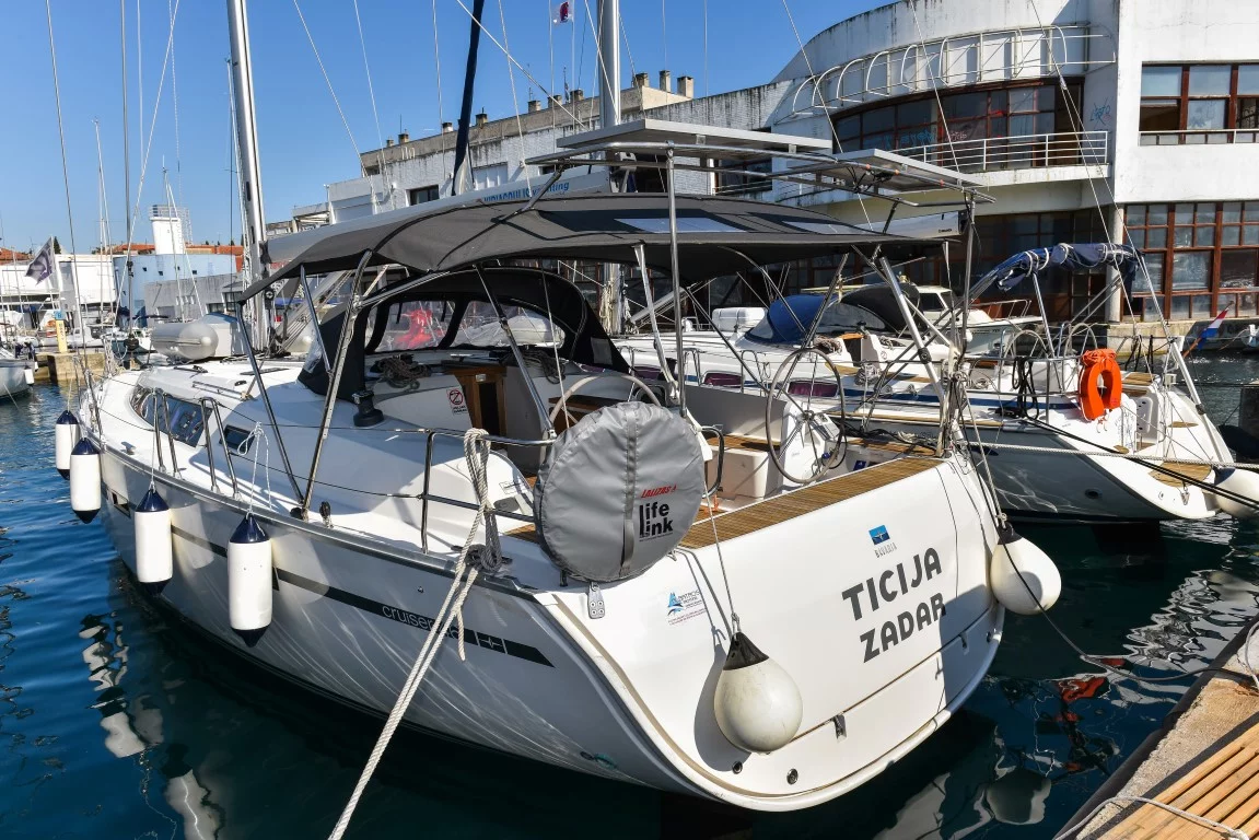 Bavaria Cruiser 46 - 4 cab. (Ticija)  - 0