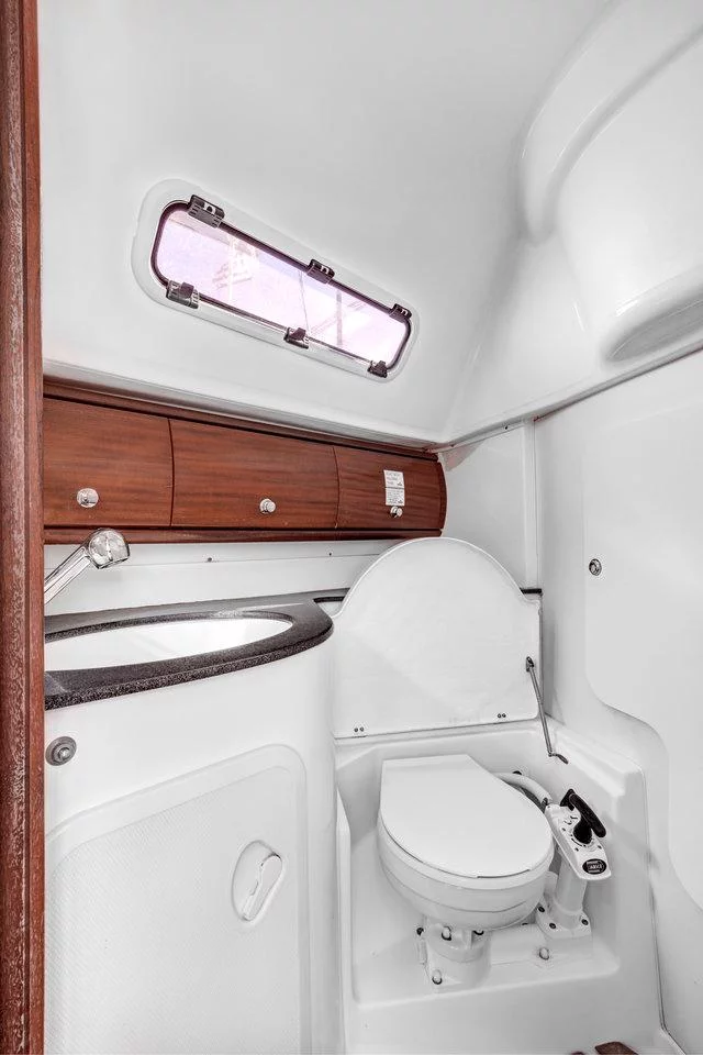 Bavaria 33 (Athena)  - 6