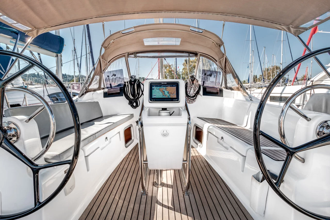Sun Odyssey 419 - 3 cab. (Pellini)  - 2