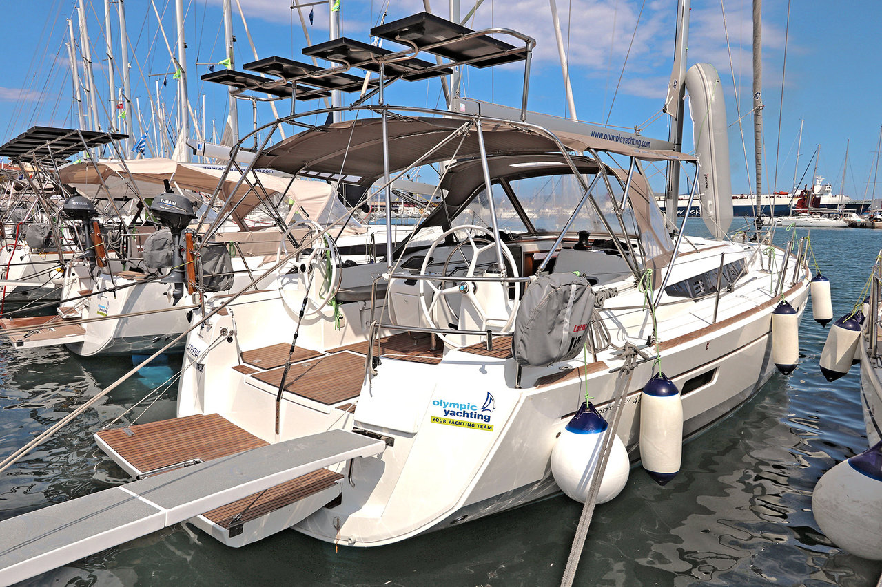 Photo #3 - Sun Odyssey 479 - 4 cab. (Athena) en Lavrion - 46413