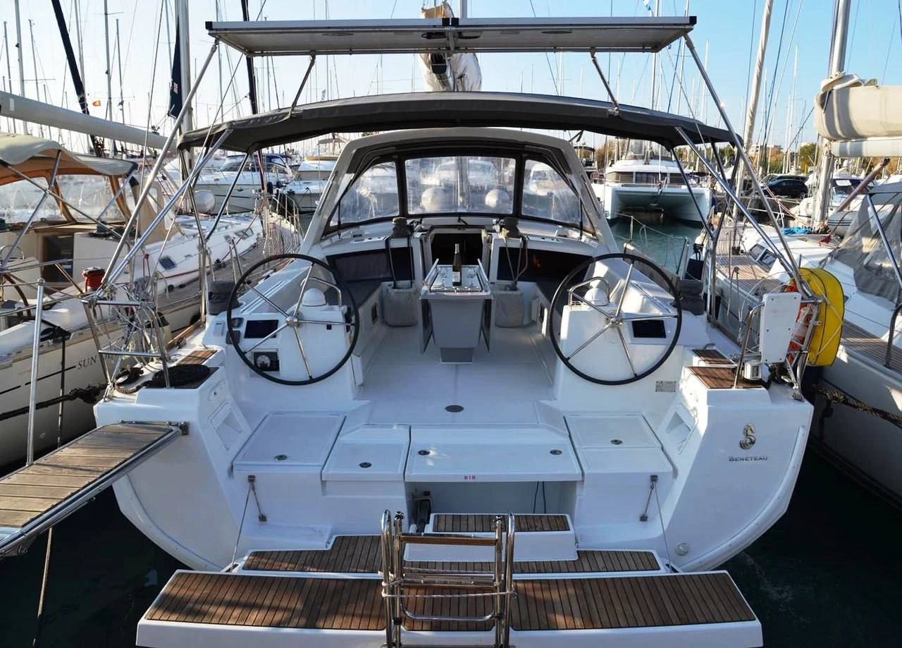 Oceanis 48 - 5 cab. (Pherousa)  - 2