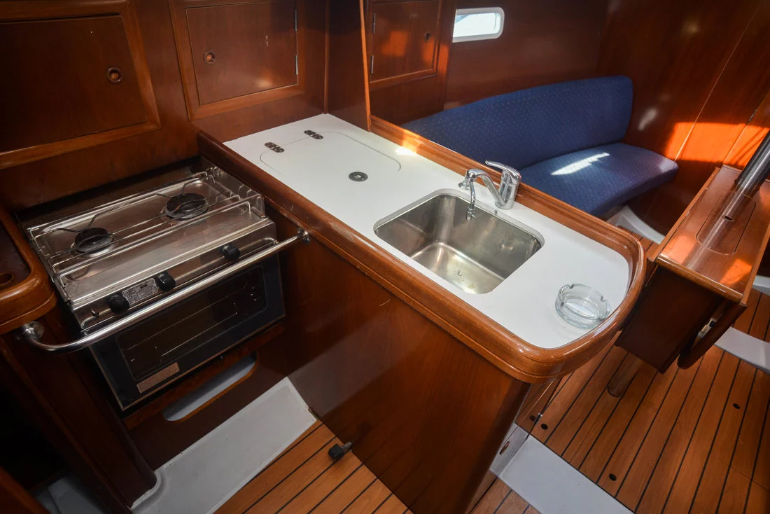 Oceanis Clipper 323 (Despina)  - 16
