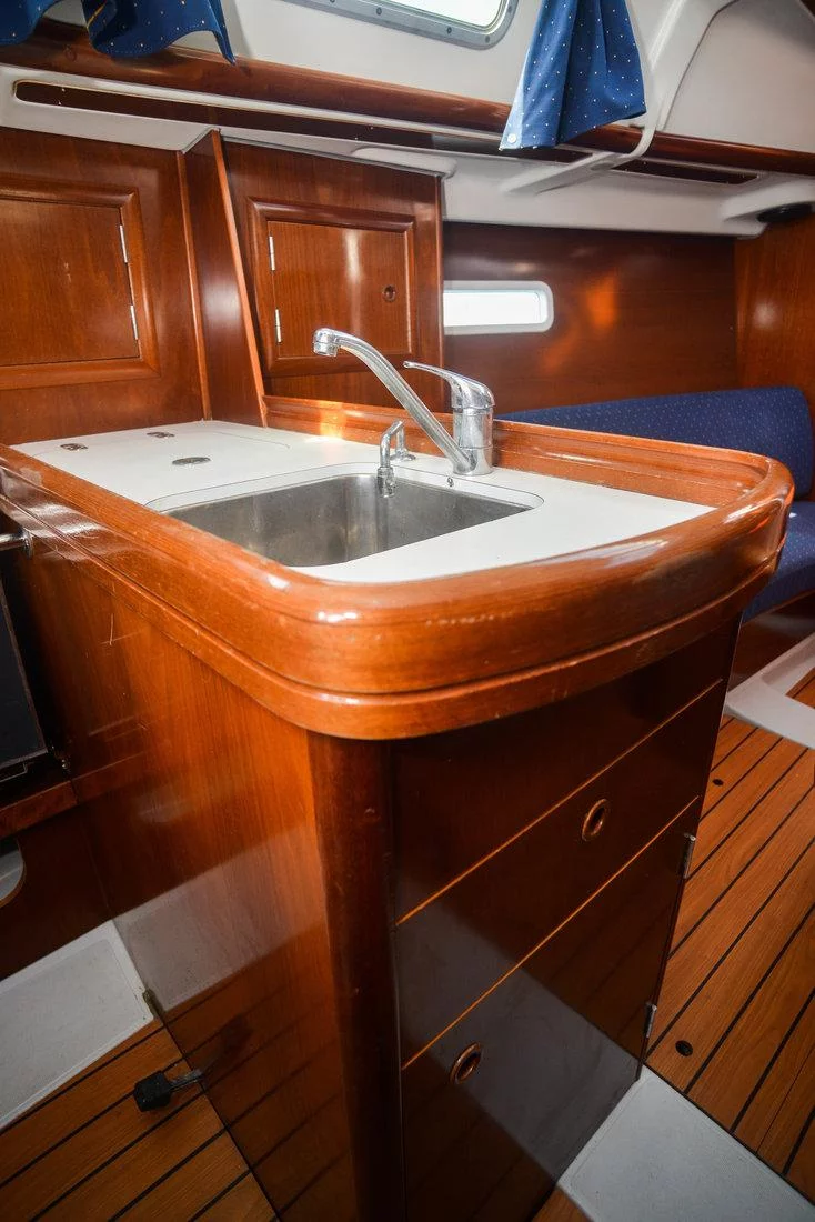 Oceanis Clipper 323 (Despina)  - 19