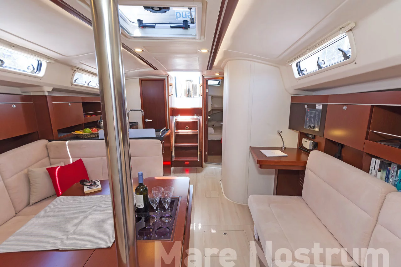 Hanse 385 (Mare Nostrum)  - 16