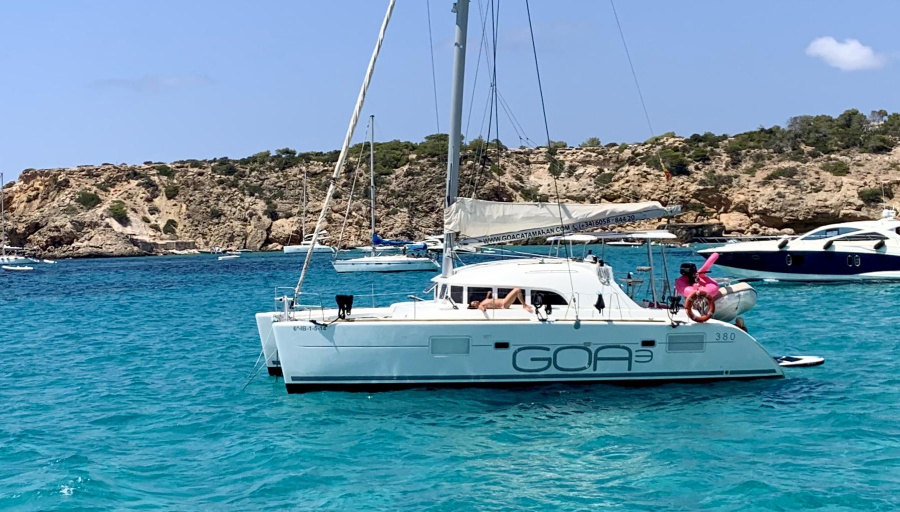 Photo #1 - LAGOON 380S2 (GOA 3) en Sant Antoni de Portmany - 2894