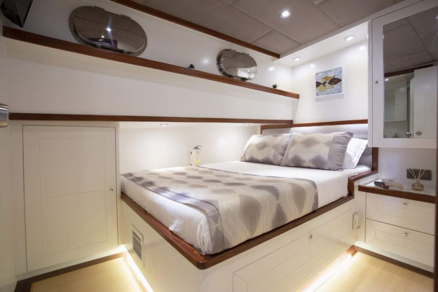 Grand Sailor - 1