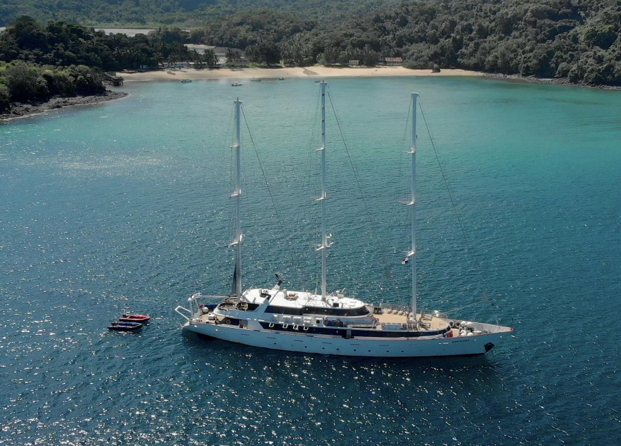 Photo #1 - Motor Sailer (Panorama) en Zea Marina - 3110
