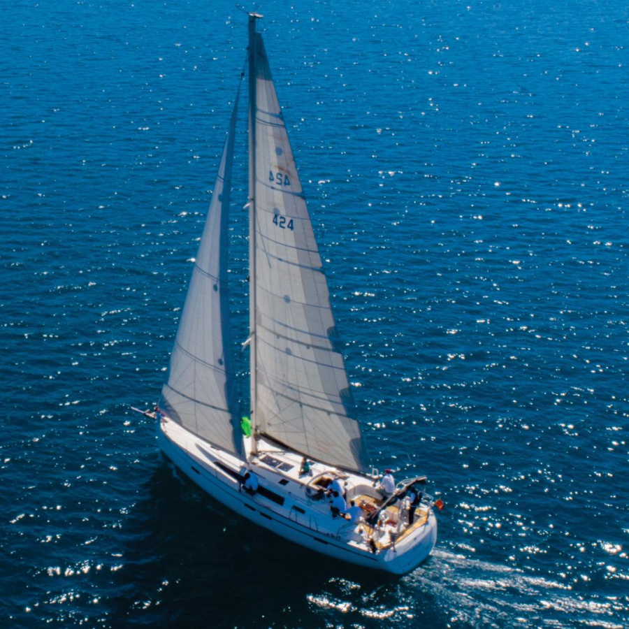 Photo #1 - Bavaria Cruiser 46 (Altair) en Marina - 3112