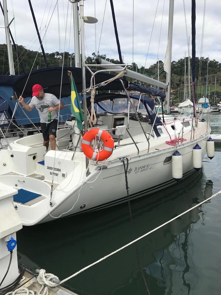 Photo #1 - Jeanneau 42 (Santos) en Angra dos Reis - 3129