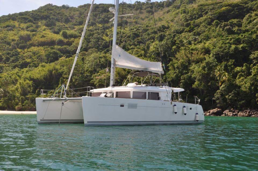 Photo #1 - Lagoon 450 (NA) en Angra dos Reis - 3130