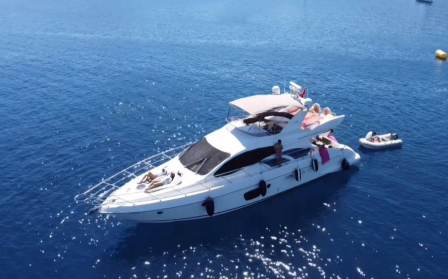 Photo #1 - Azimut 57 (Motoryacht Azimut 57) en  - 3198
