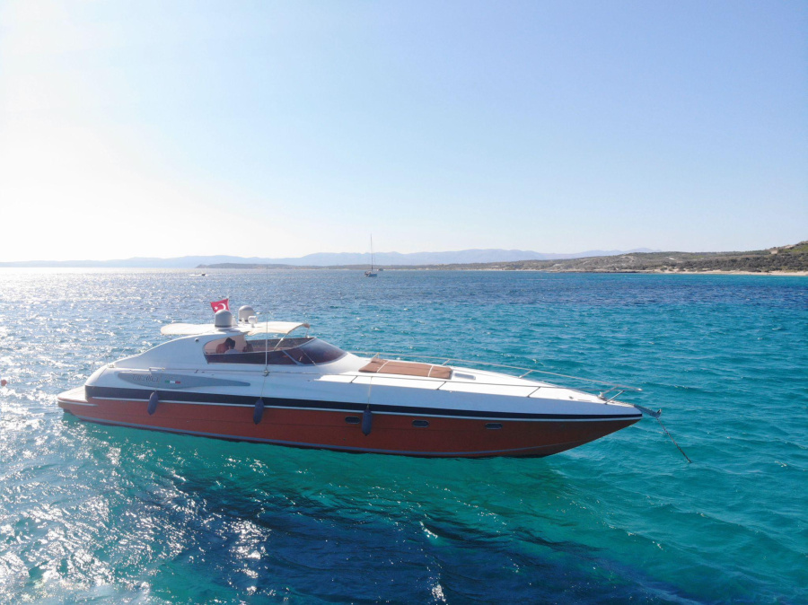 Photo #1 - Motorboat Tullio Abbate 54 Exception (Sport Cruiser) en  - 3200