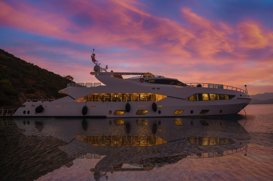 Motoryacht DS - 1