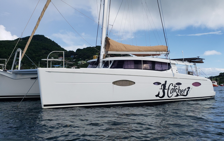 Photo #1 - Salina 48 (Catcher) in Charlotte Amalie - 3229