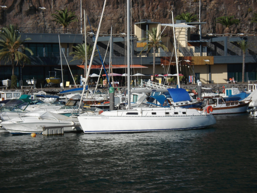 Photo #1 - Dufour 39 CC (Rafale) in Marina Portas do Mar - 3243