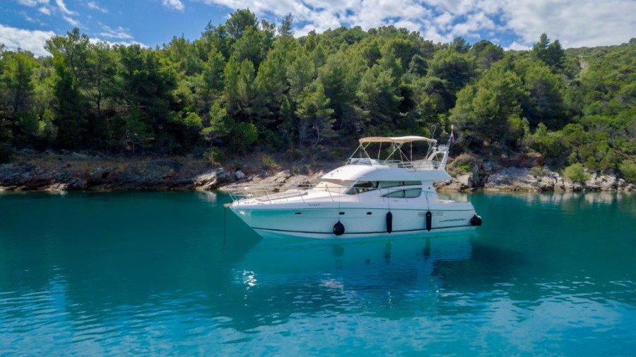 Photo #1 - Jeanneau Prestige 46 Fly (Unplugged) in  - 3245