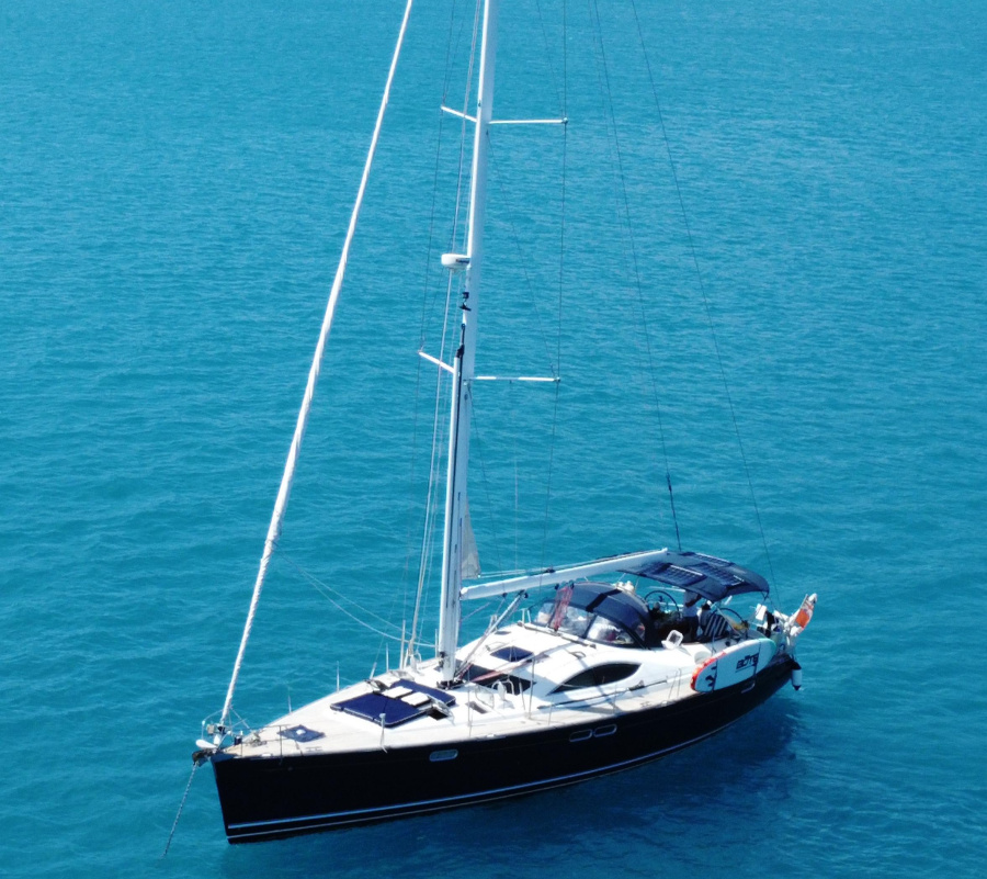 Photo #1 - Jeanneau 54DS (Sayang) in  - 3272