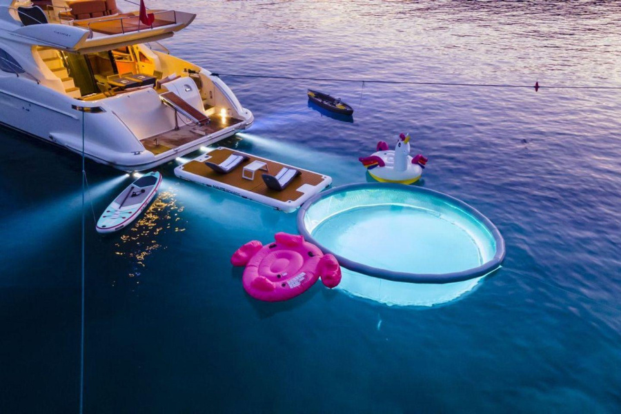 Photo #1 - Azimut 62 Fly (Azimut 62 Fly) in cruise port - 3296