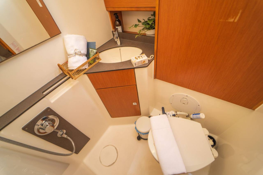Photo #1 - 46 Cruiser (Elegant Bavaria 46. Family & Friends Edition) in  - 61803