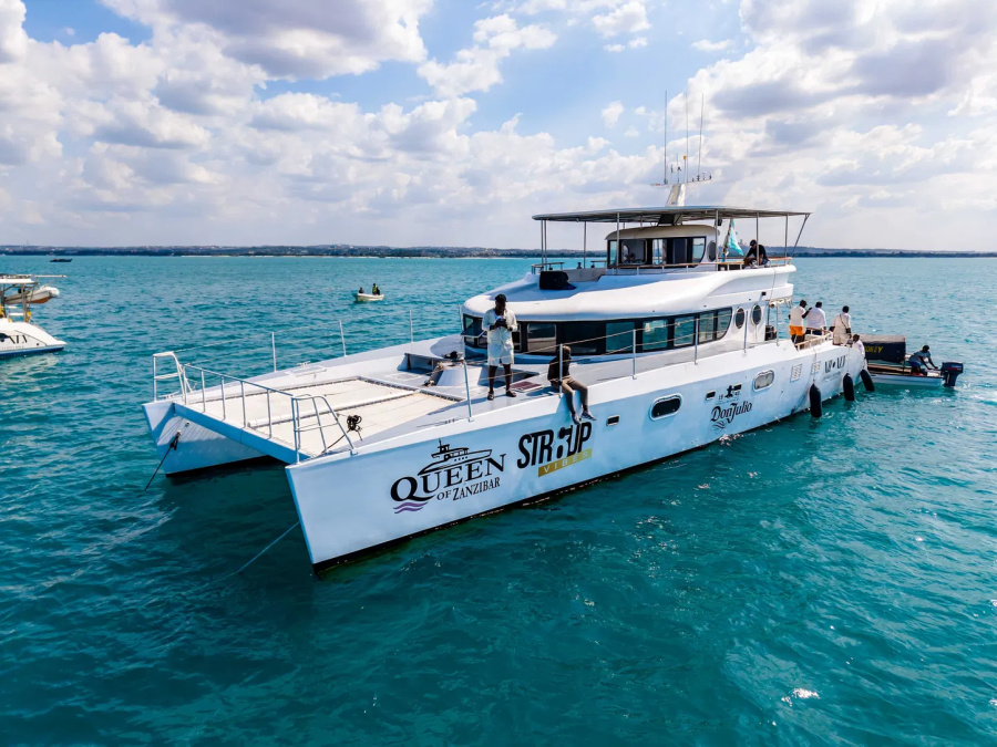 Queen of Zanzibar - 1