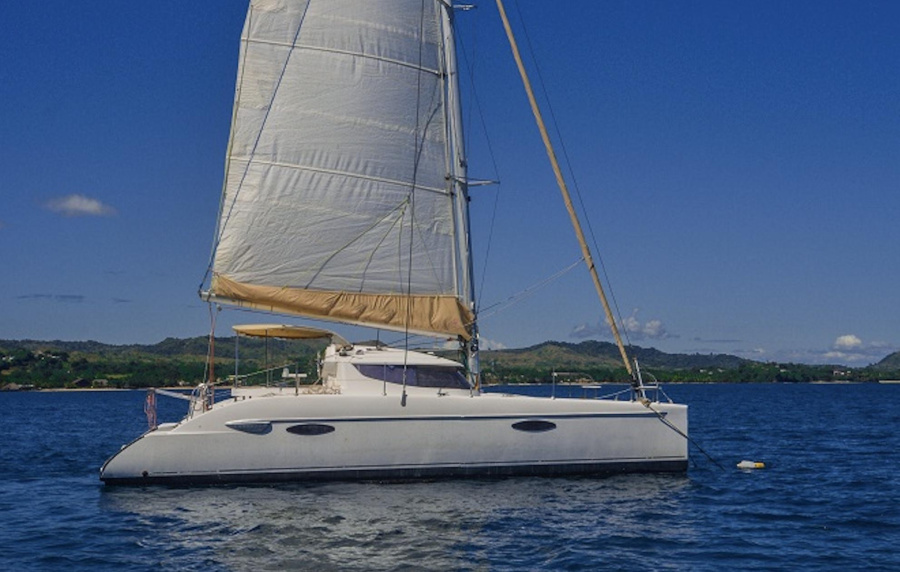 Photo #1 - Lavezzi 40 (Tapas) in harbour - 64868