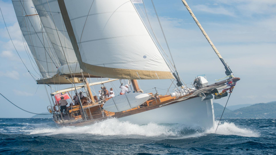 Photo #1 - Classic Ketch (Aventure) in Yacht haven Marina  - 65155