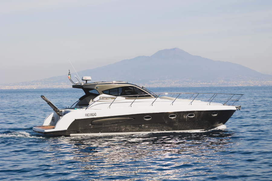 Photo #1 - MG 4.0 (650 BLU) in Marina di Stabia - 66273